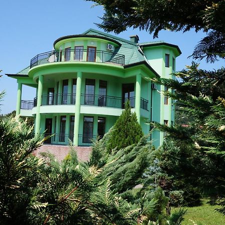 Villa Qero Батуми Екстериор снимка