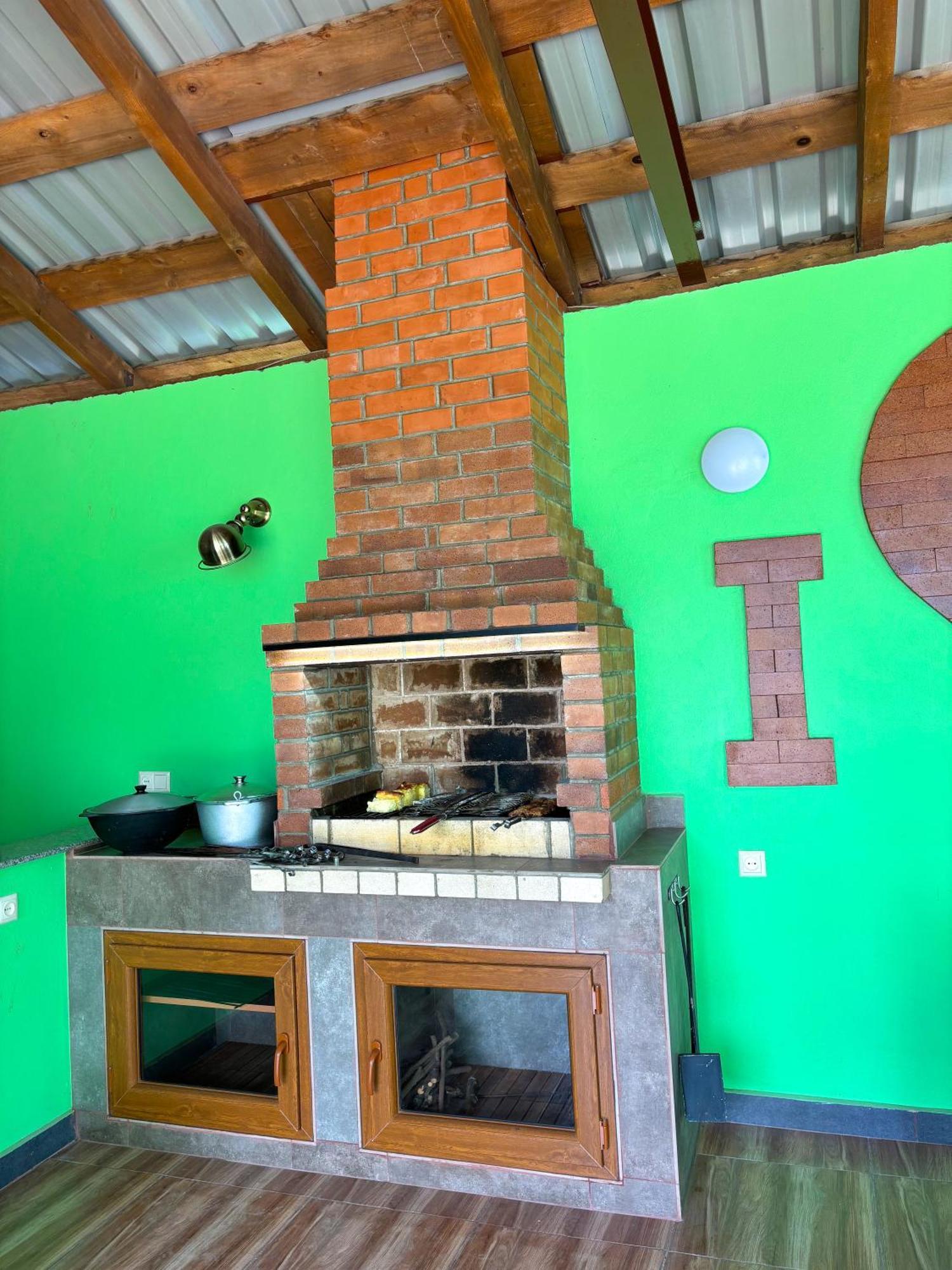 Villa Qero Батуми Екстериор снимка